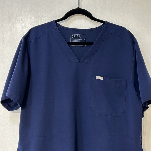 FIGS UNISEX TECHNICAL COLLECTION  SCRUB SHORT SLEEVE NAVY Sz XL - Picture 3 of 10